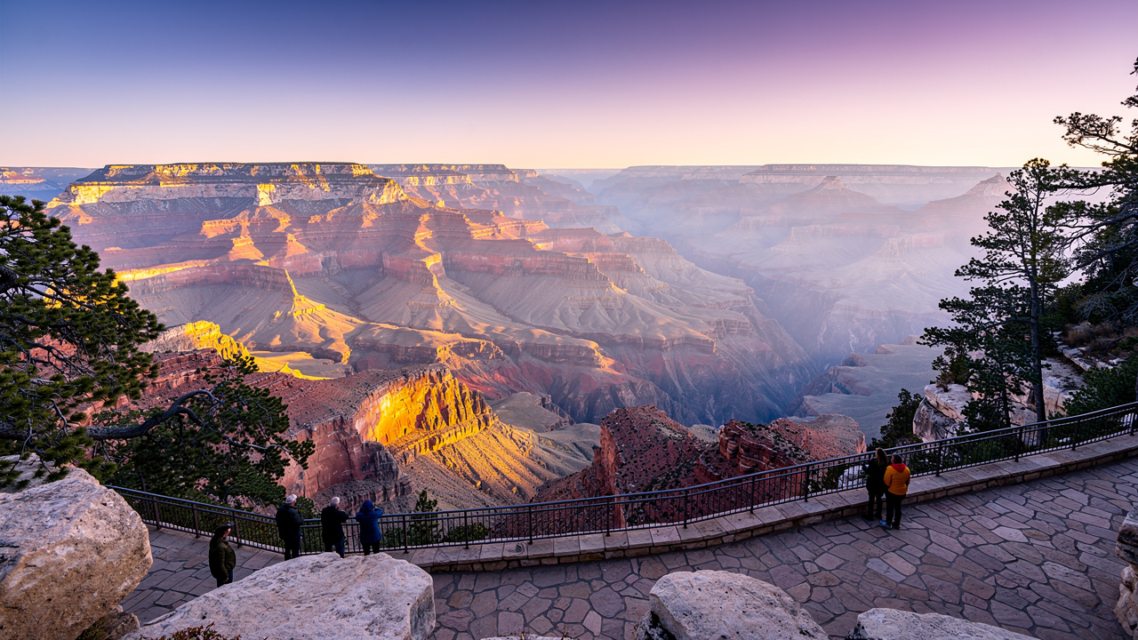 Mather Point sunrise view at Grand Canyon South Rim