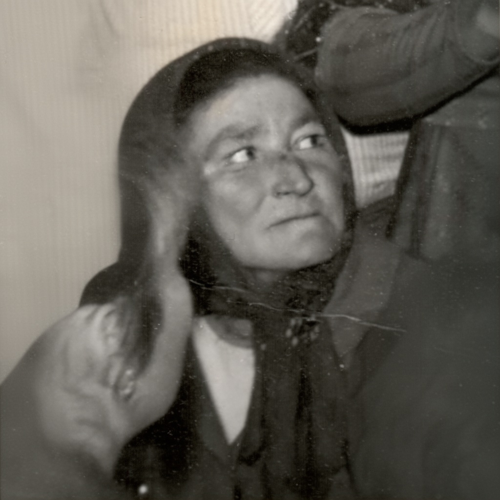 restaureaza-imagineasterge-persoanele-de-prin-bkkzkh7k0r