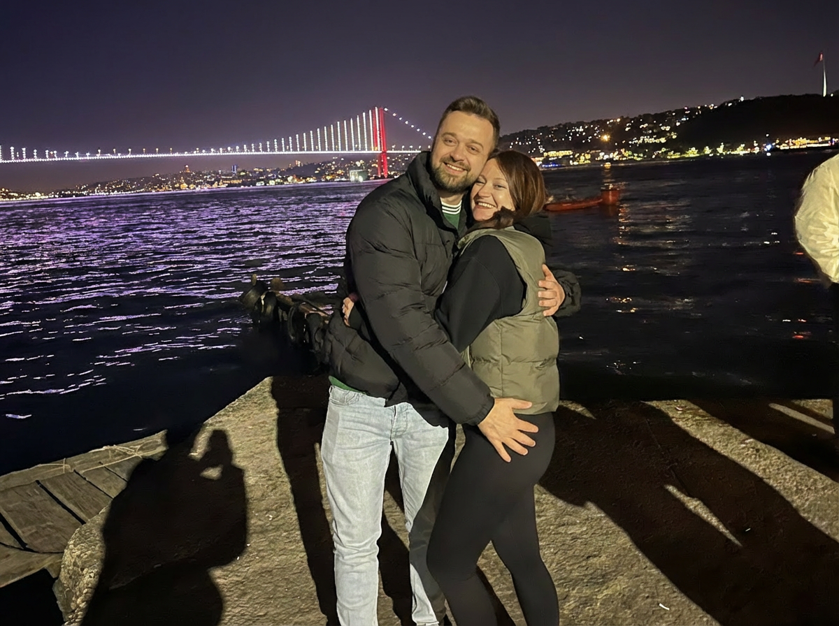 the-boy-and-girl-in-the-first-photo-should-look-cw5nclnjgu