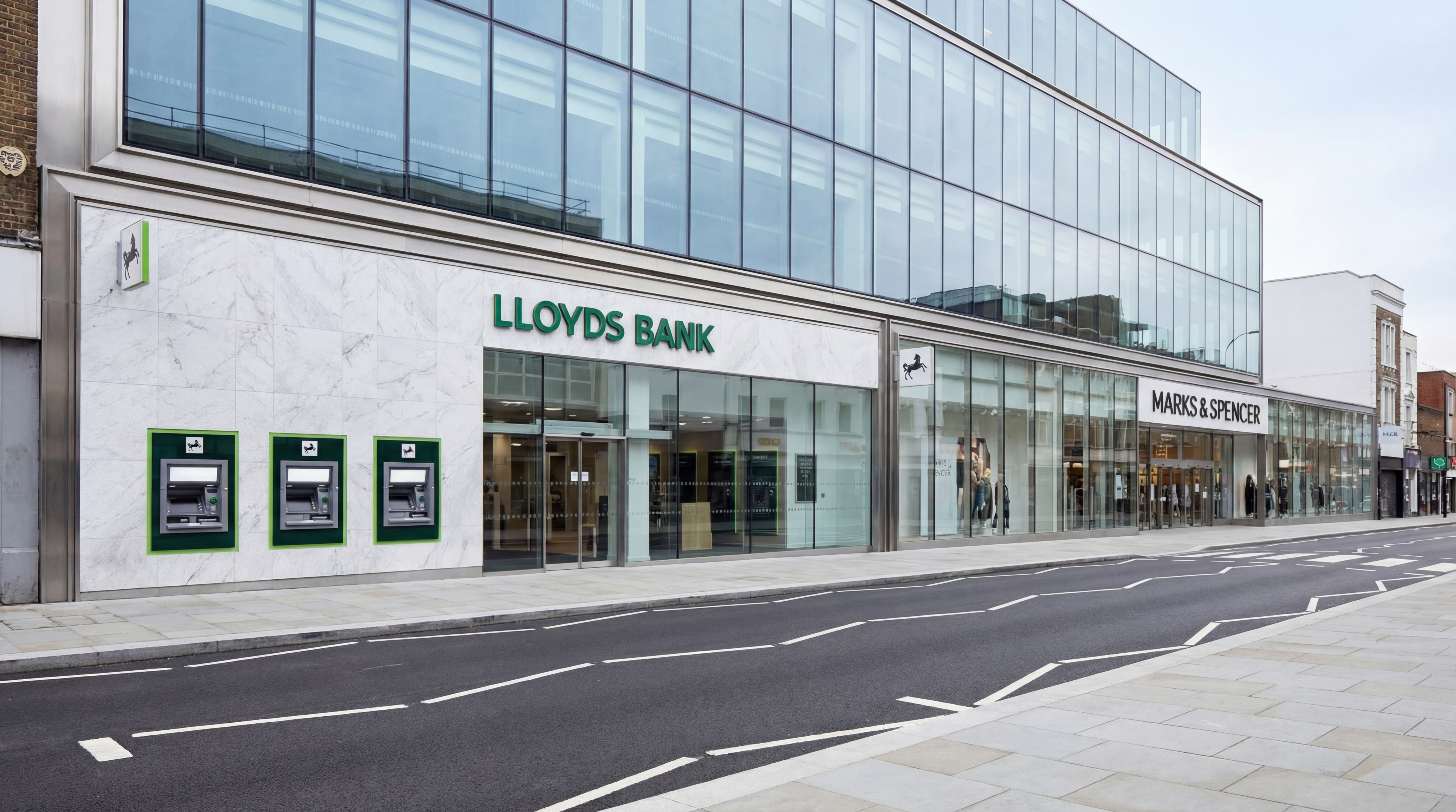 this-is-the-lloyds-bank-and-marks-and-spencer-e3cu0bagc7-2