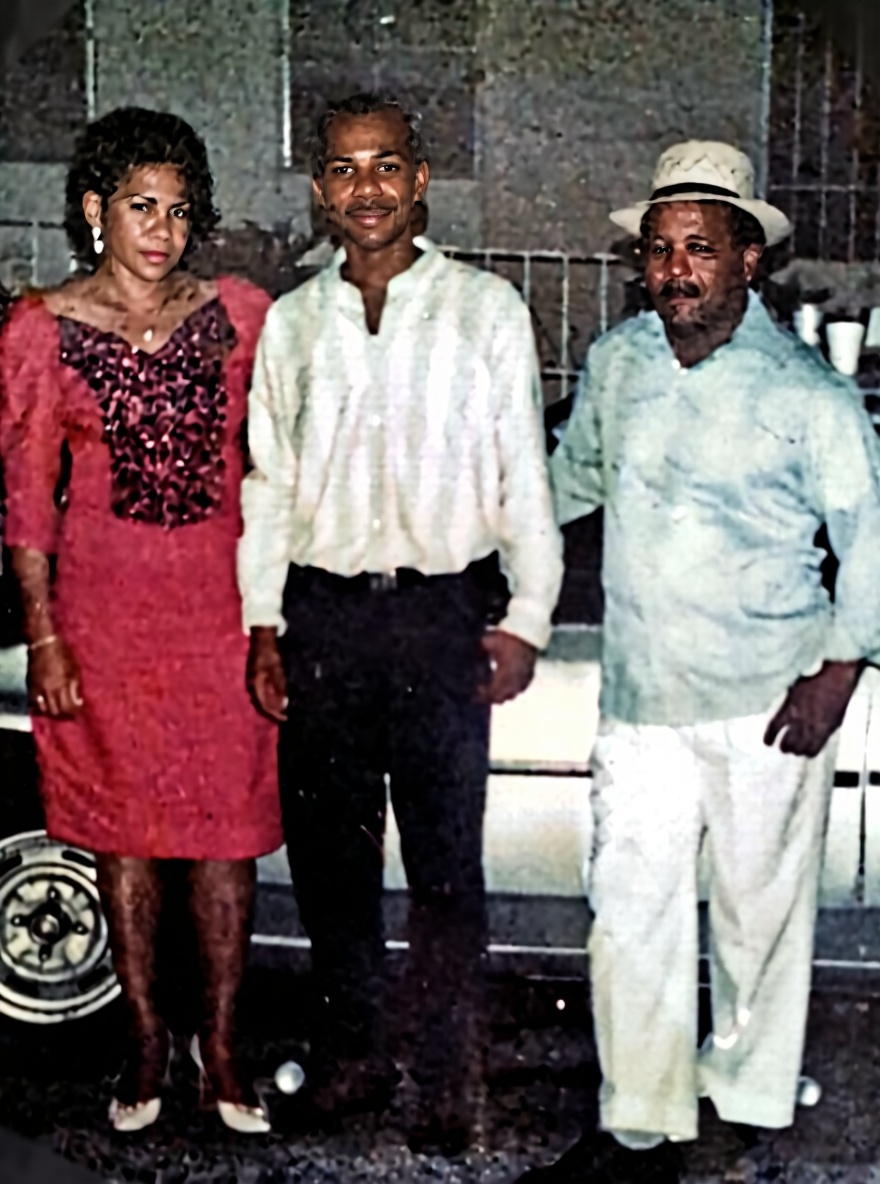 restaura-una-foto-antigua-mejorando-los-detalles-70q84l4q4u