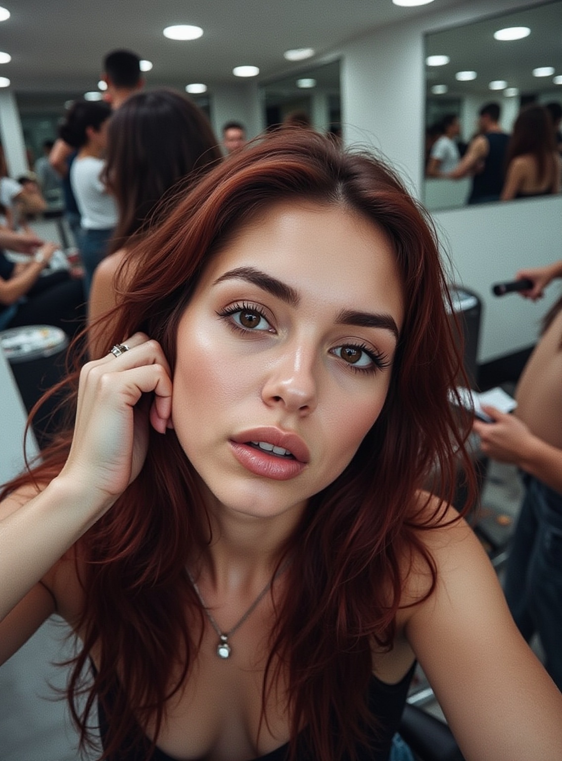 esta-es-mi-amiga-esta-en-un-salon-de-belleza-2akj1tcu2g