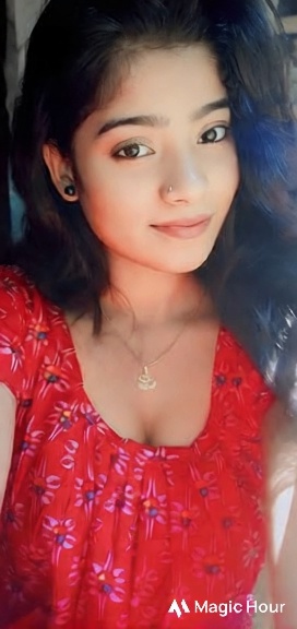 make-her-showing-her-cleavage-dont-change-face-r6sc3n4noh