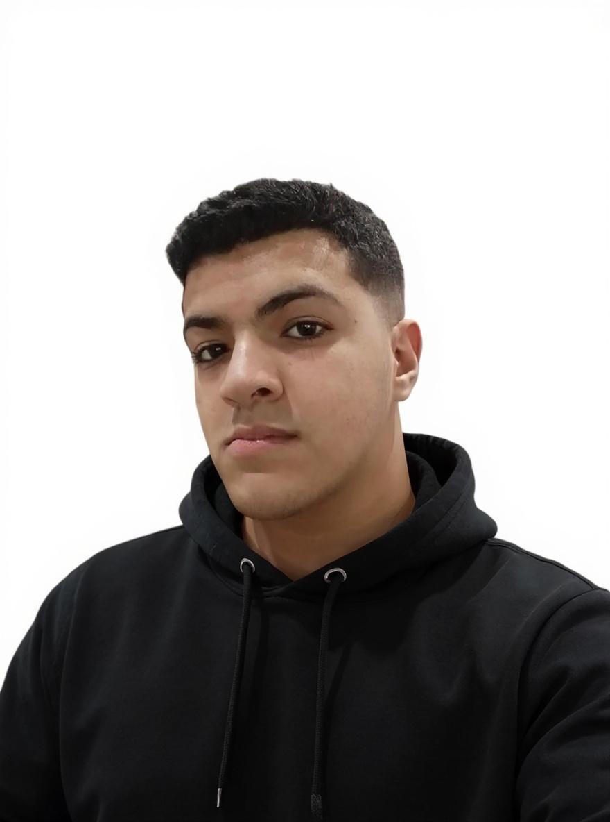 transform-the-uploaded-photo-into-a-professional-uilbwaitzb