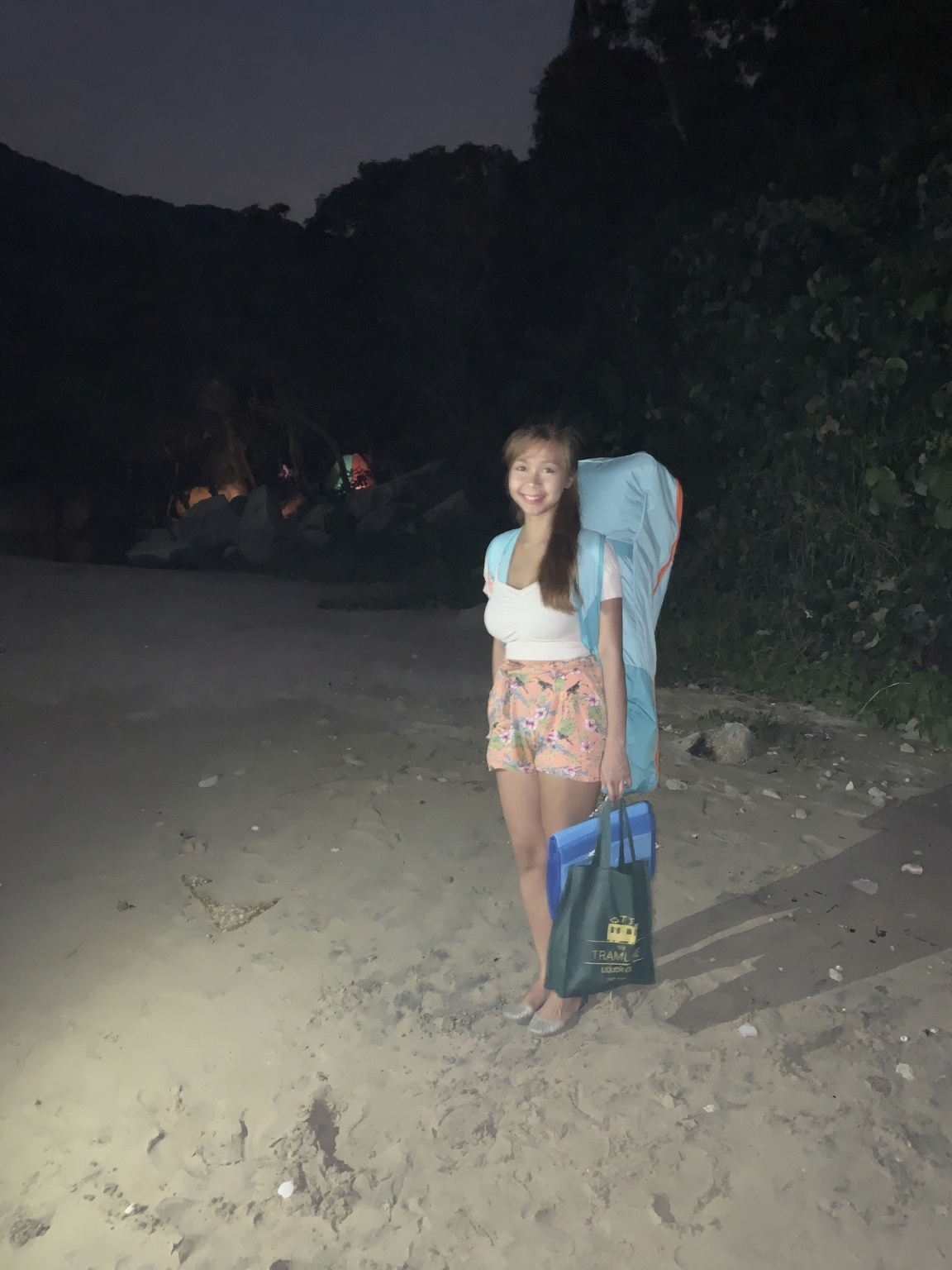 move-her-into-a-bedroom-remove-upper-clothing-4oakqptmgt