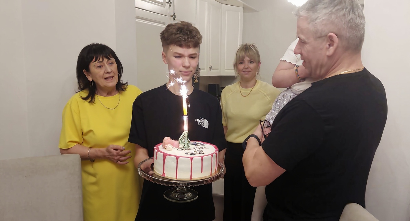 pani-w-czarnym-i-pani-w-zoltym-sie-pobily-i-maja-x2h473symi