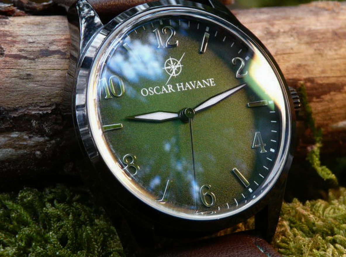 retouch-this-watch-photo-to-give-it-a-luxurious-ii6uotd2r5