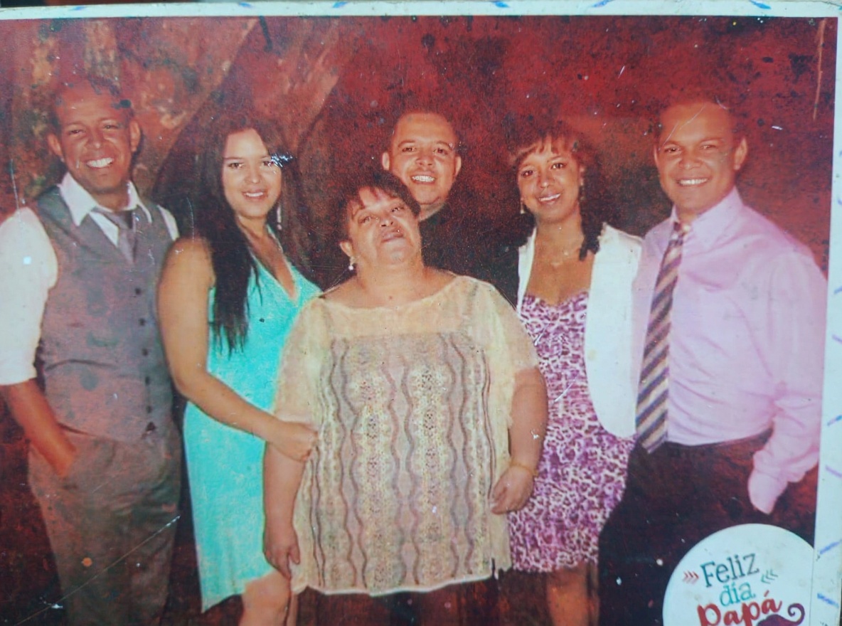 arregla-esta-foto-como-post-editada-en-2025-aplica-6warj740t