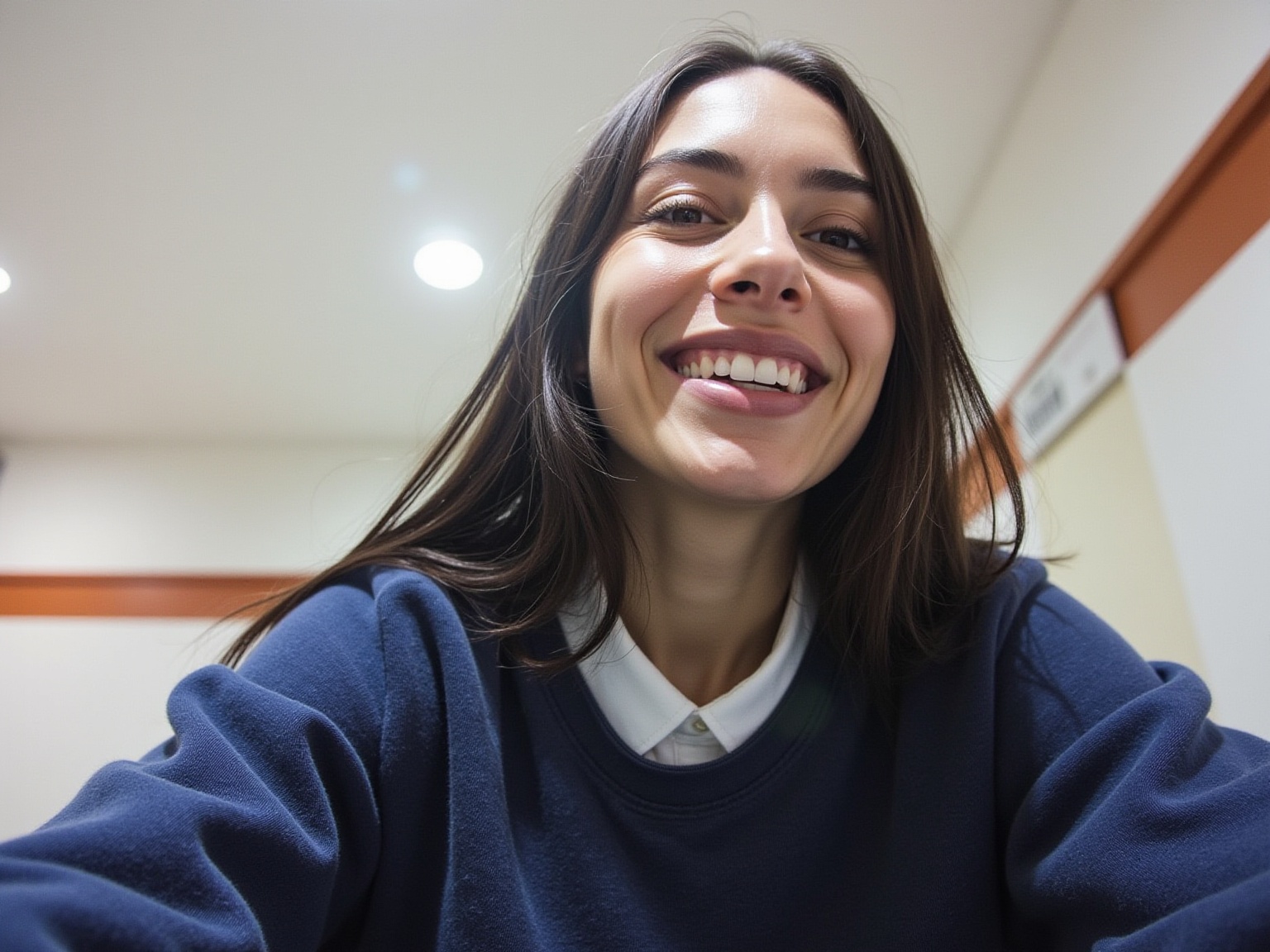 a-portrait-of-a-young-woman-with-natural-lighting-9c5r8yuxta