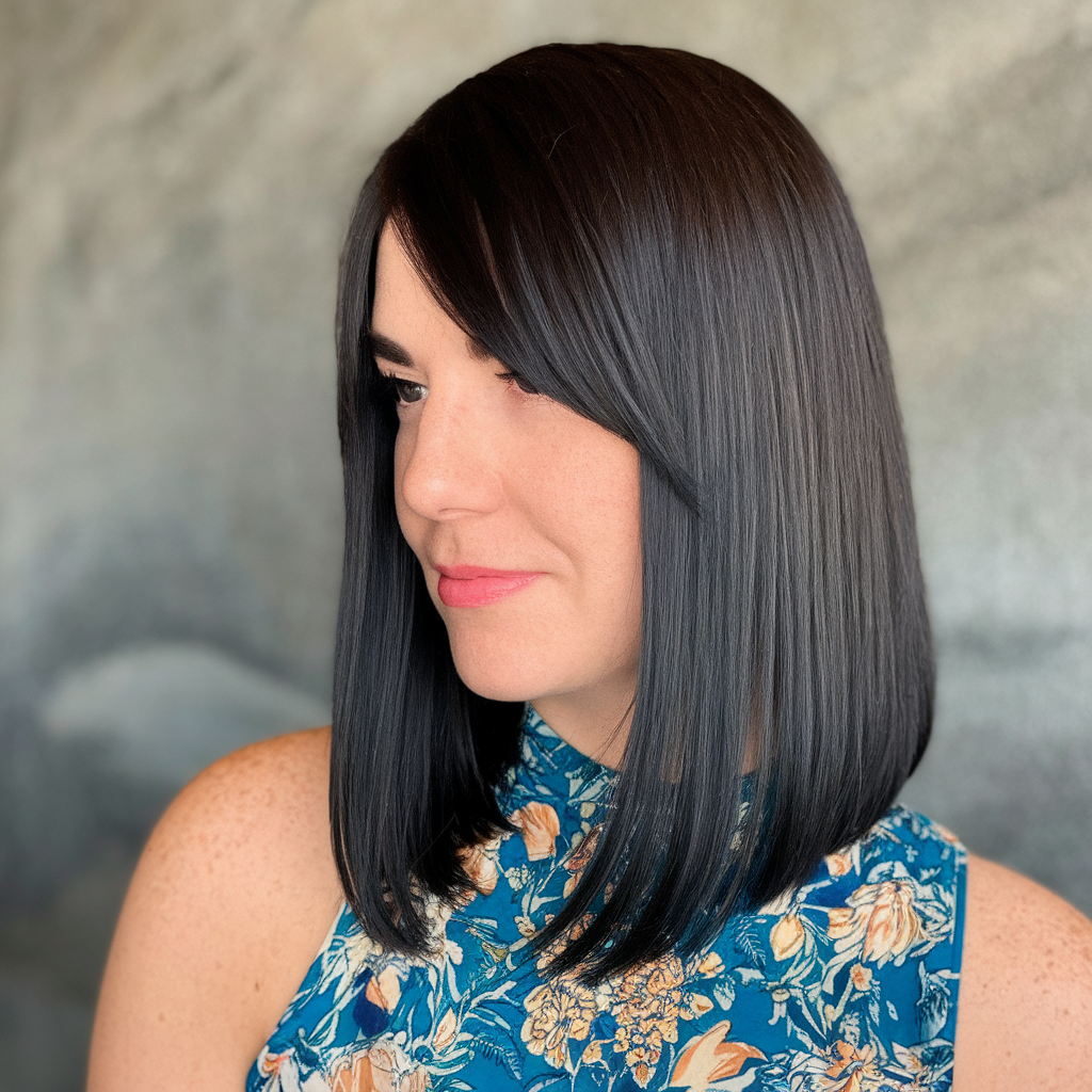 straight-black-long-lob-with-side-swept-si25qilgoo