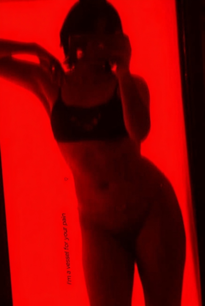 pon-a-la-modelo-es-la-siguiente-posicion-de-2yx6ngkjng