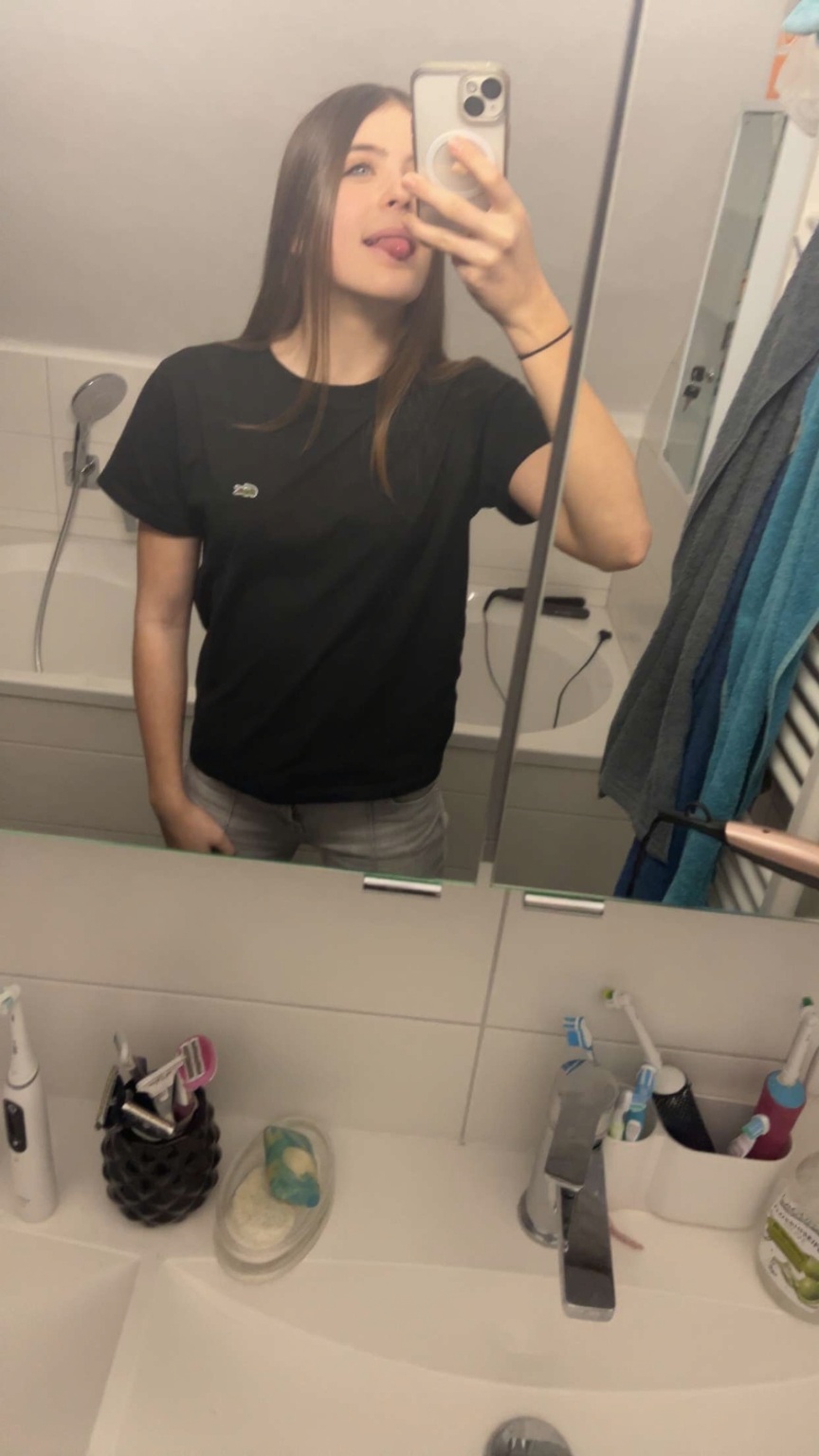 ich-will-das-sie-nackt-ist-4dnnmfvx1o