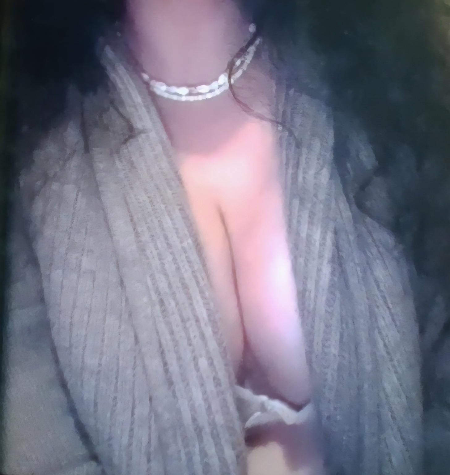 remove-the-grey-cardigan-bdkijey5w8