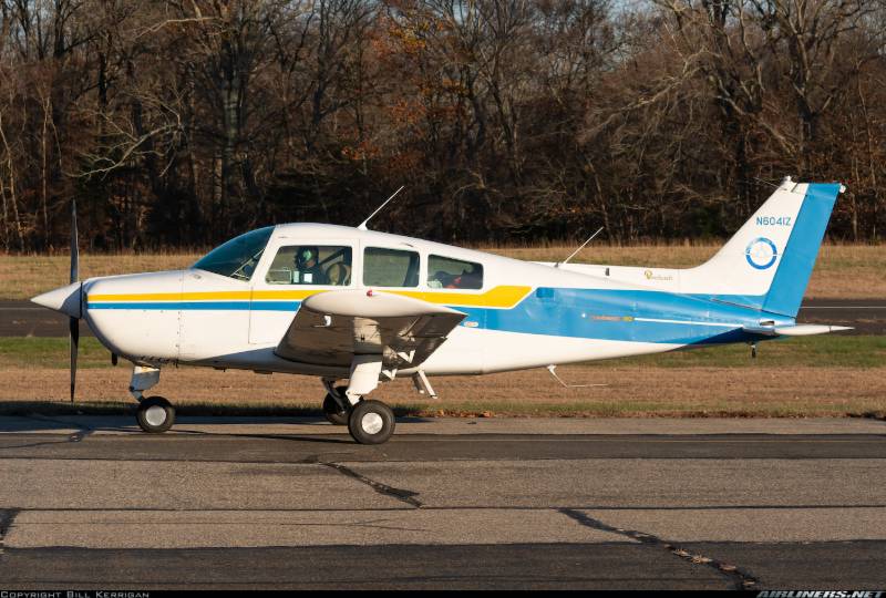 small airplane — free 3D model