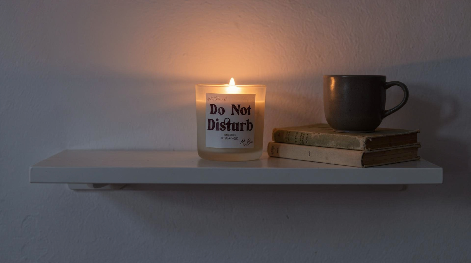 Best Candles for Small Apartments and Studios in 2026
