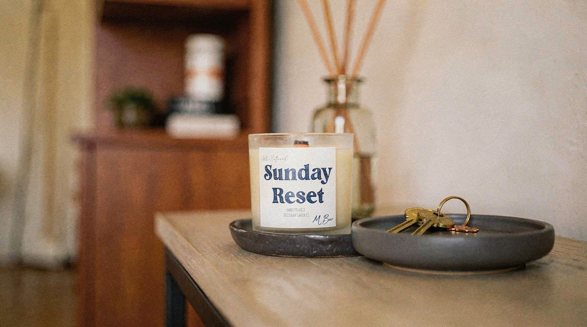 Reed Diffusers vs Candles: Which Is Better for Scenting a Room?