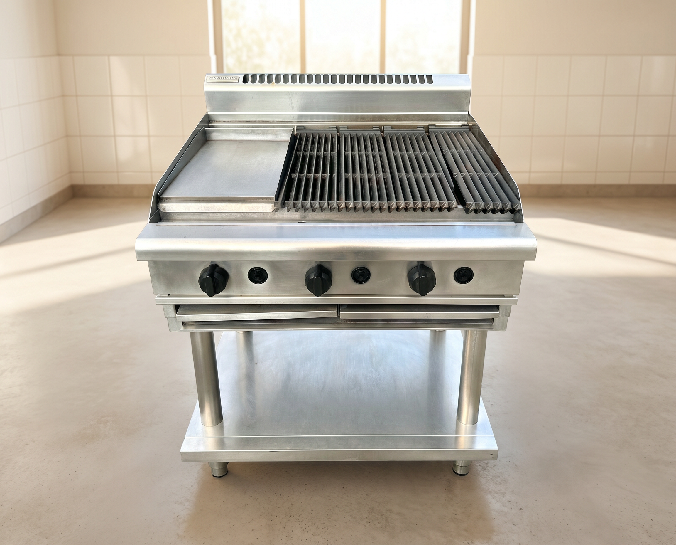 Waldorf Commercial Gas Griddle with Hot Plate
