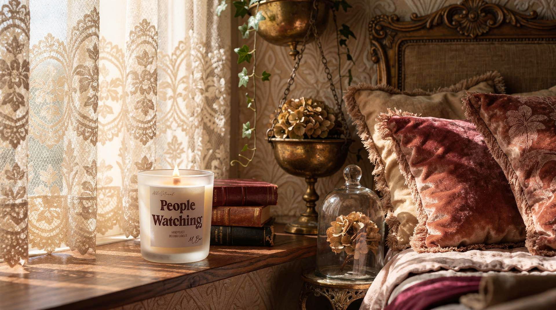 What Candles Work Best in a Studio Apartment's Small Open Space?