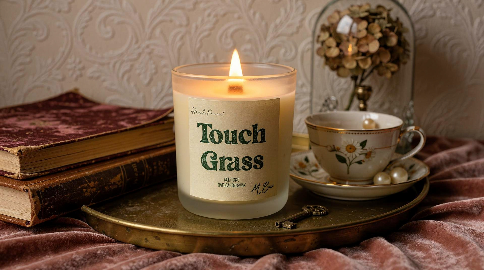 A Candle Ritual for Journaling: Set the Mood to Slow Down