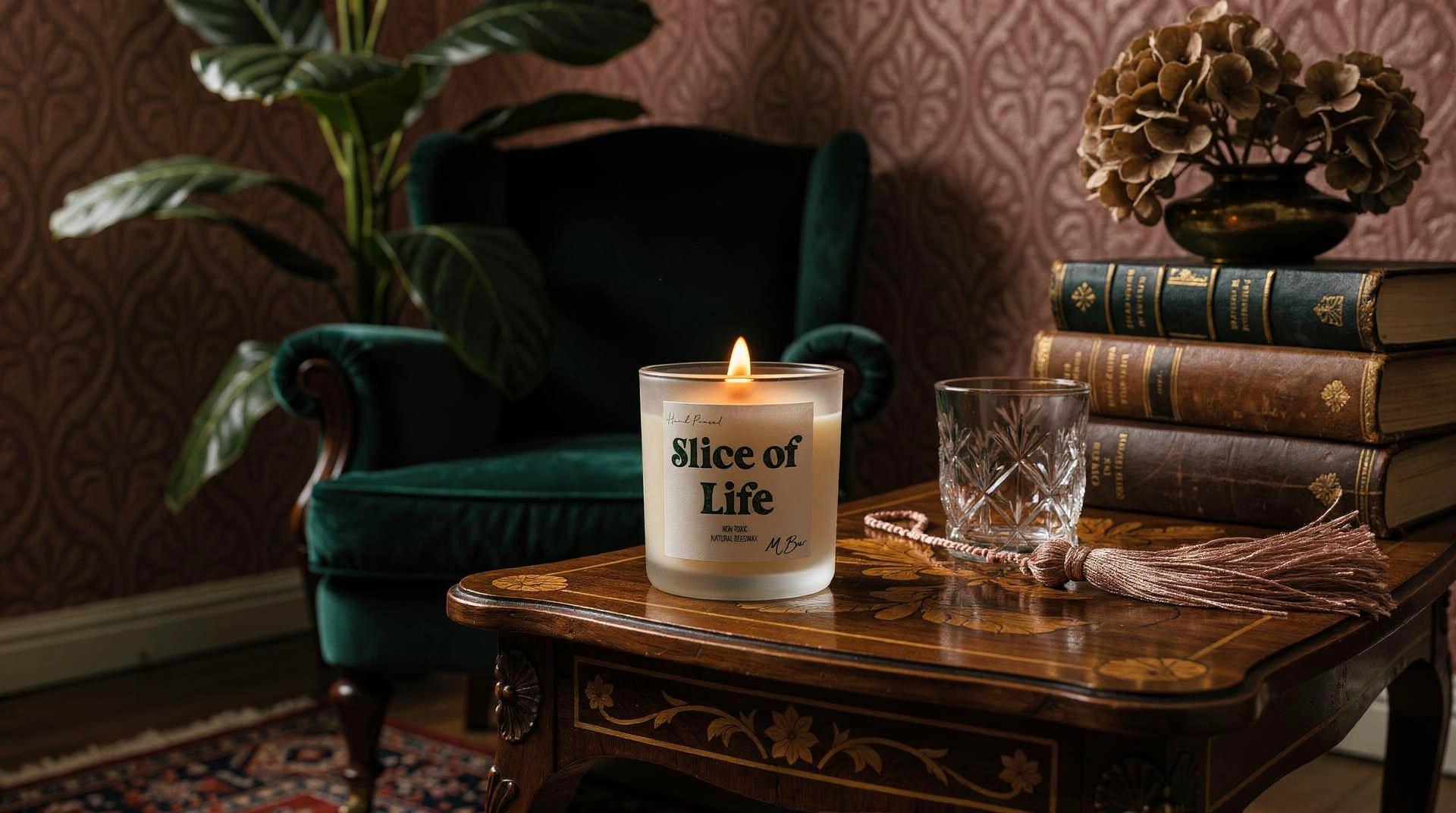 Best Gifts for Plant Lovers: Fresh, Green Candles for a Garden at Home