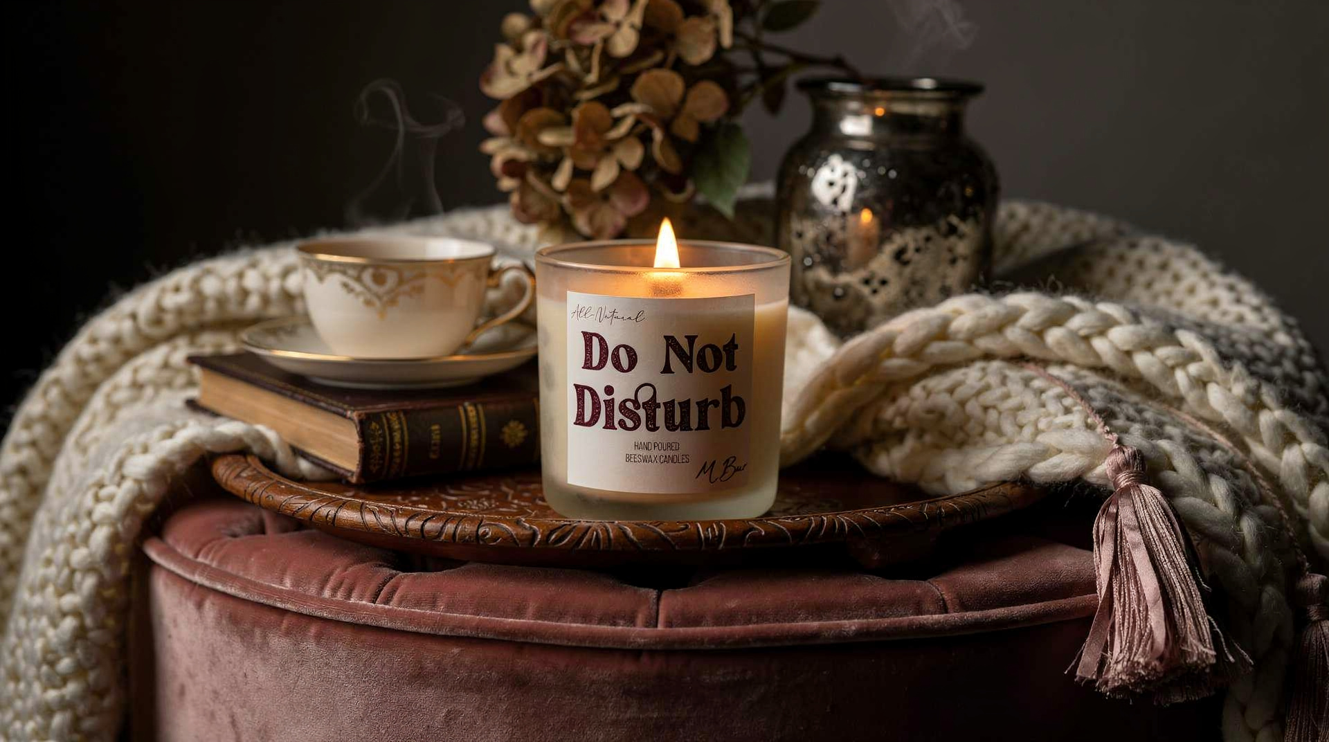 Best Candles for Hosting Friends: Welcoming Scents for a Get-Together