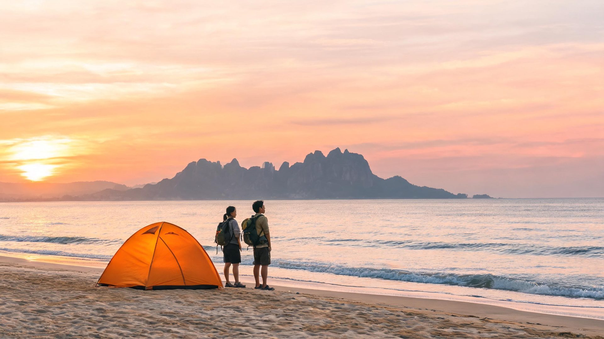 Cắm trại bãi biển Mỹ Khê Đà Nẵng - lều bên bờ biển bình minh - ProCamping.vn