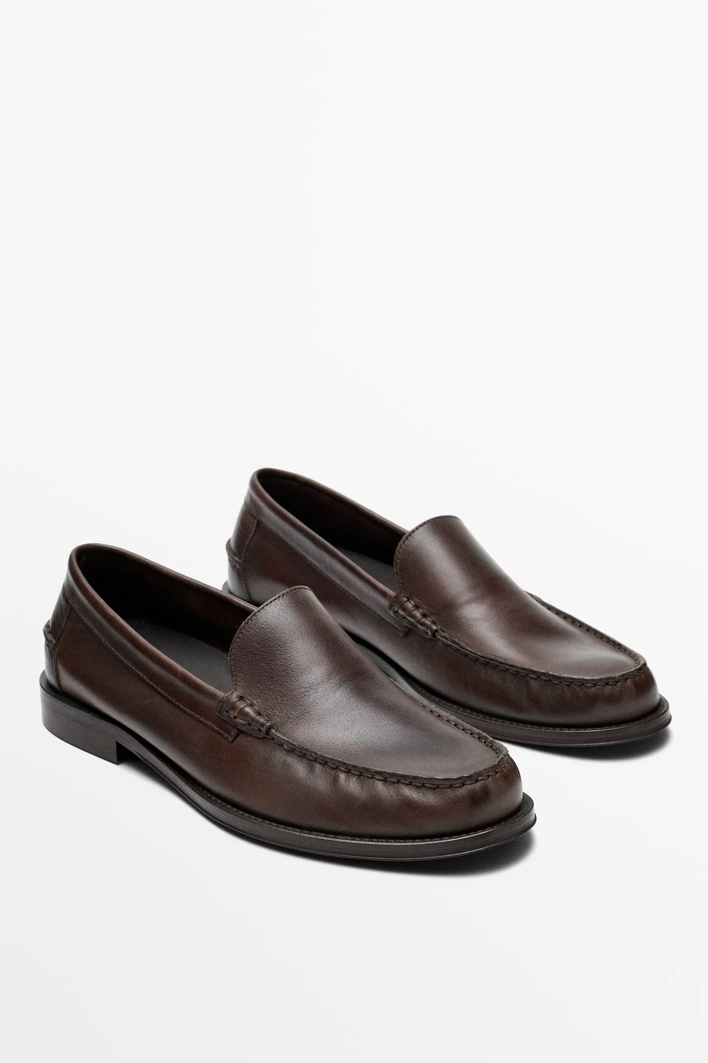 Massimo Dutti, OILED LEATHER LOAFERS