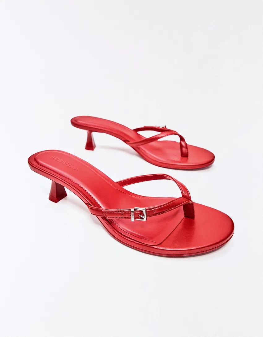 bershka, BUCKLE THONG HEEL SANDAL