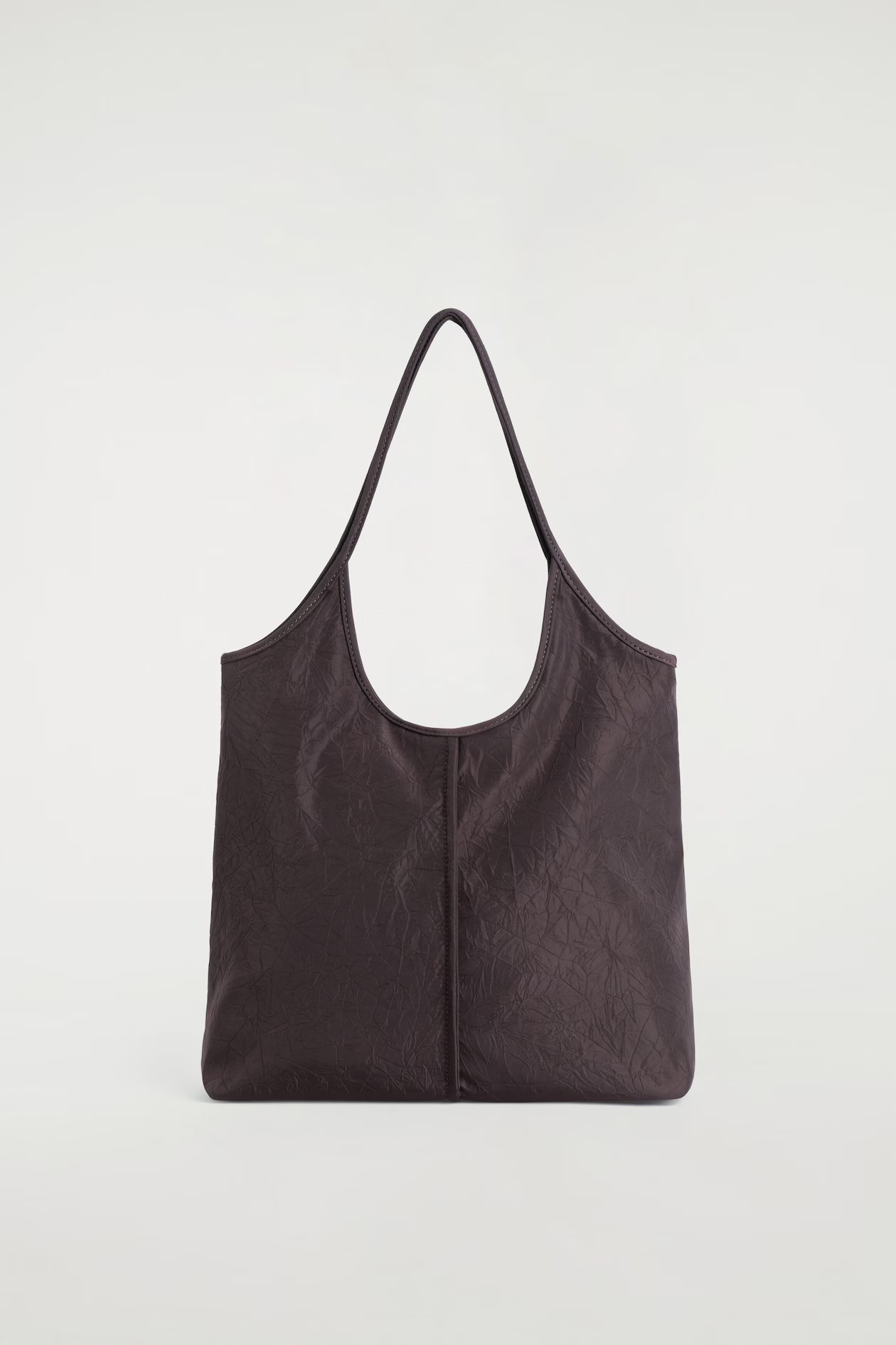 cos, SCULPTED TOTE BAG - CRINKLED SHELL