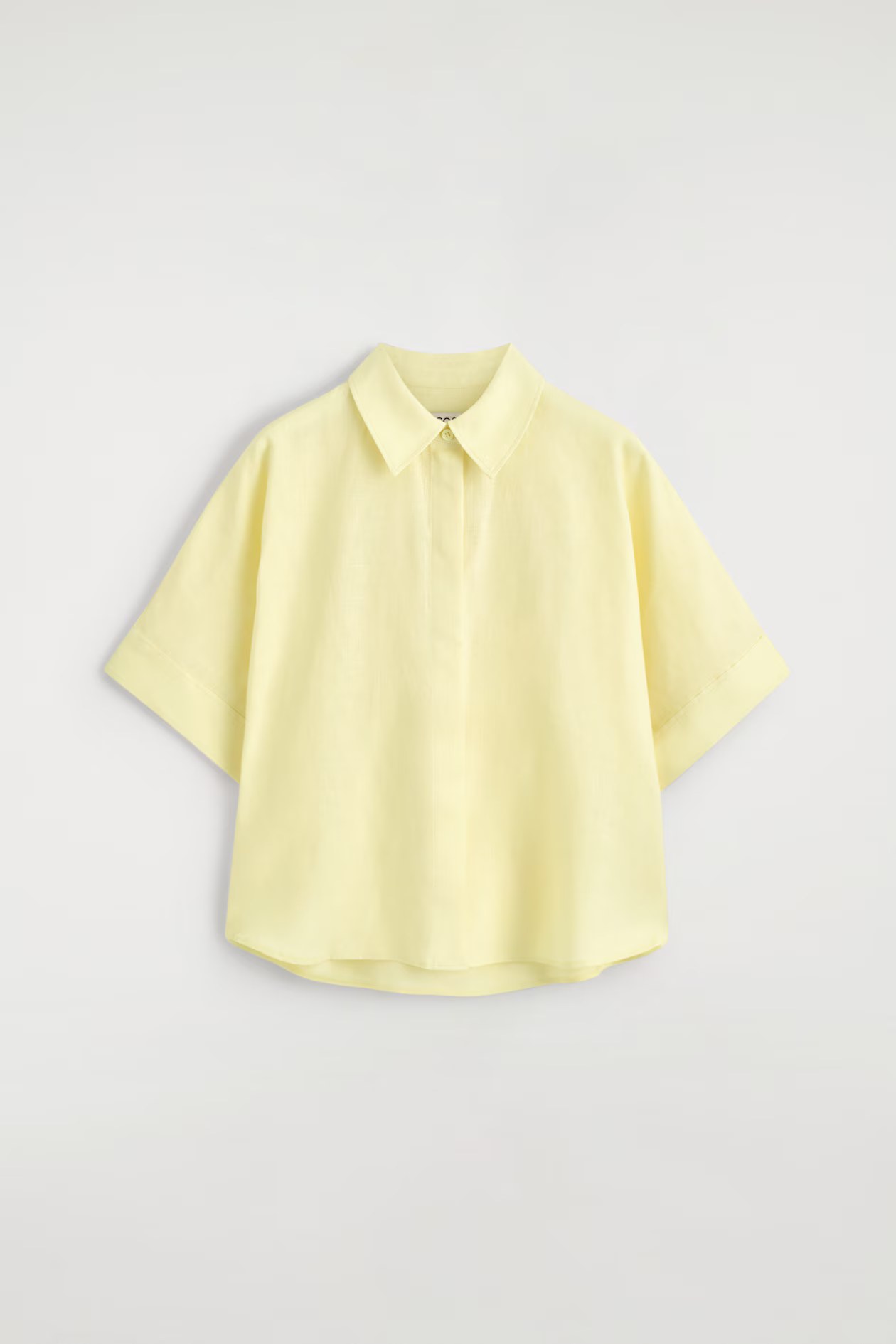 cos, OVERSIZED SHORT-SLEEVED LINEN SHIRT