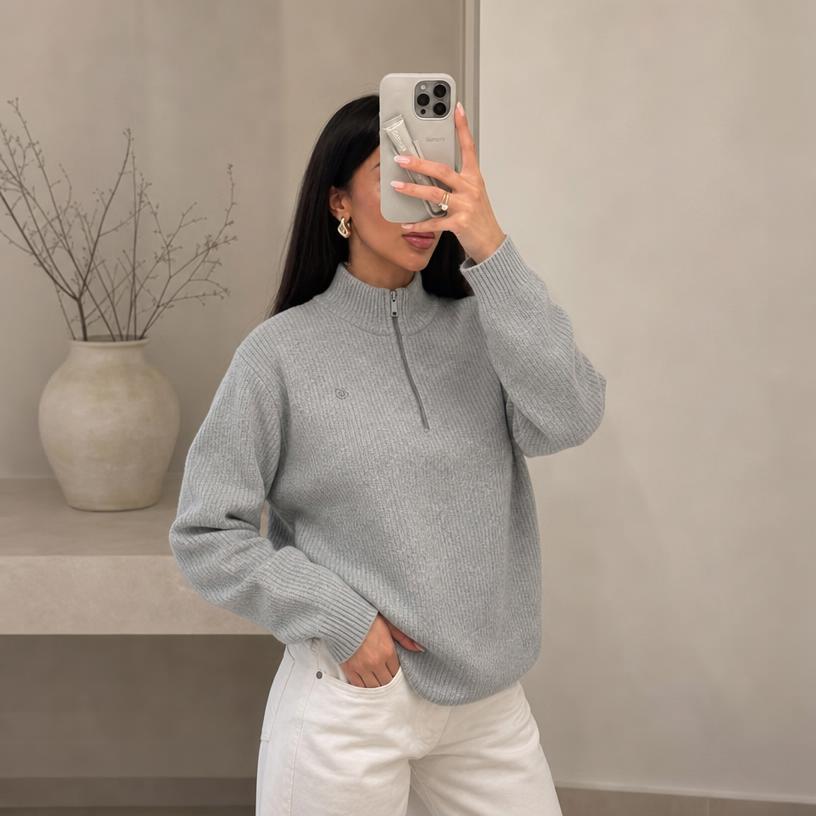 Grey Ribbed Quarter-Zip Sweatshirt with High Neck — Vinted listing photo example
