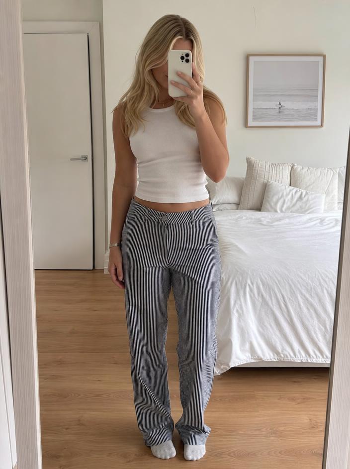 Lefties striped high-waisted straight-leg trousers EU 40 — Vinted listing photo example