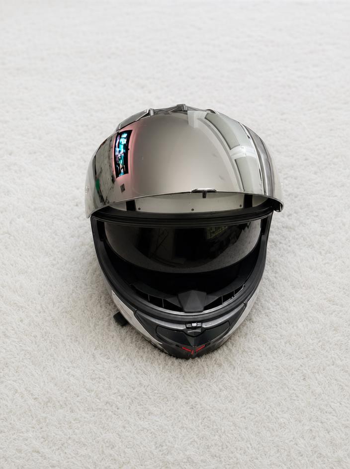 Black & Grey Full-Face Motorcycle Helmet with Clear Visor — Vinted listing photo example