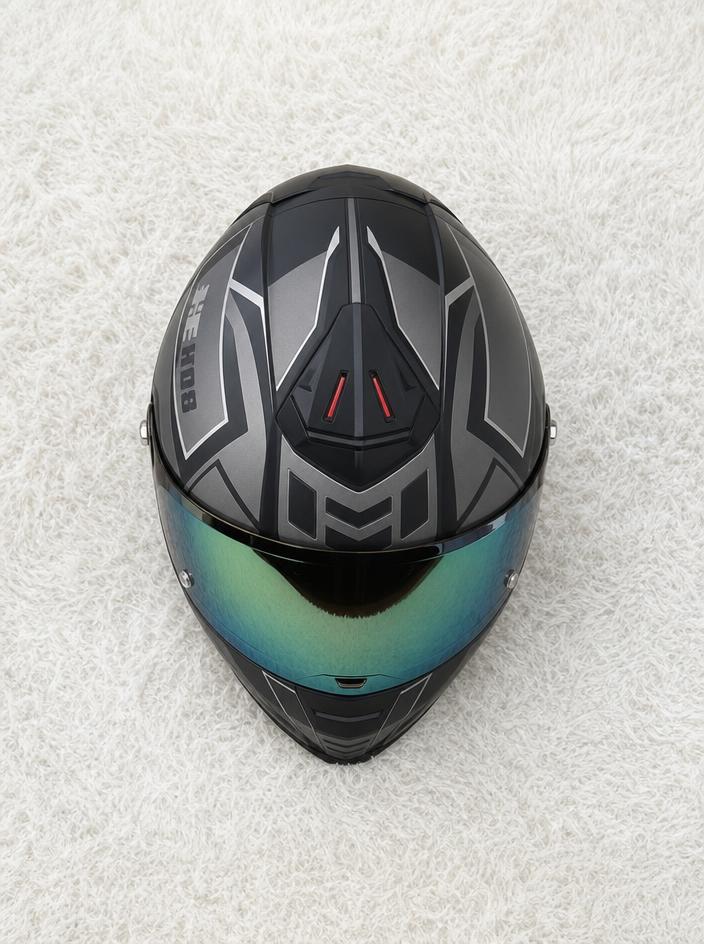 Full-Face Motorcycle Helmet Black & Teal Geometric Design — Vinted listing photo example
