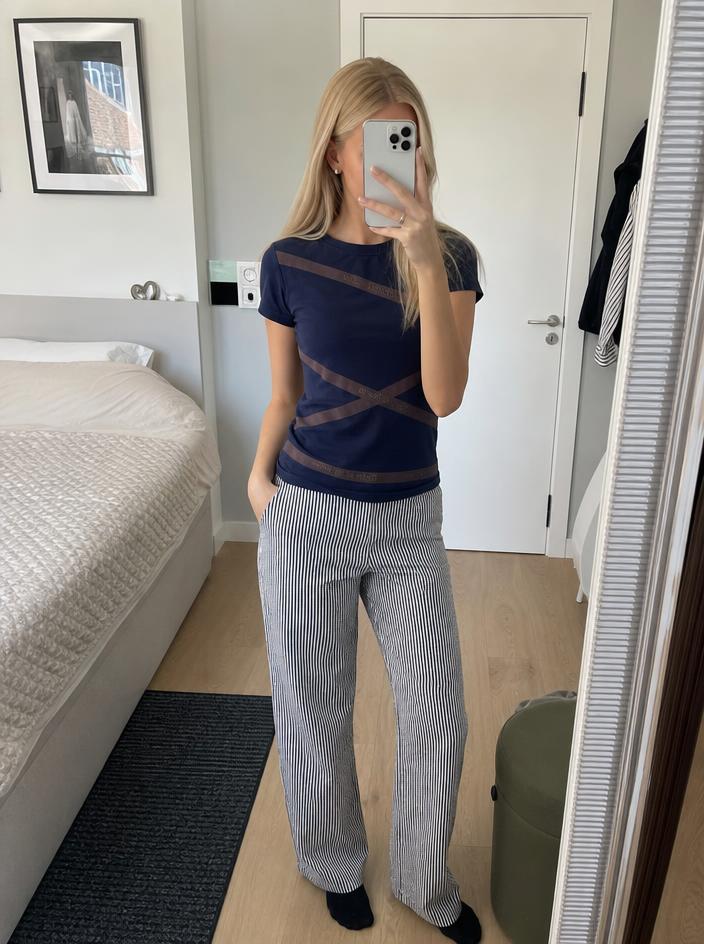 Pedro del Hierro Navy T-Shirt with Studded Stripe Detail, L — Vinted listing photo example