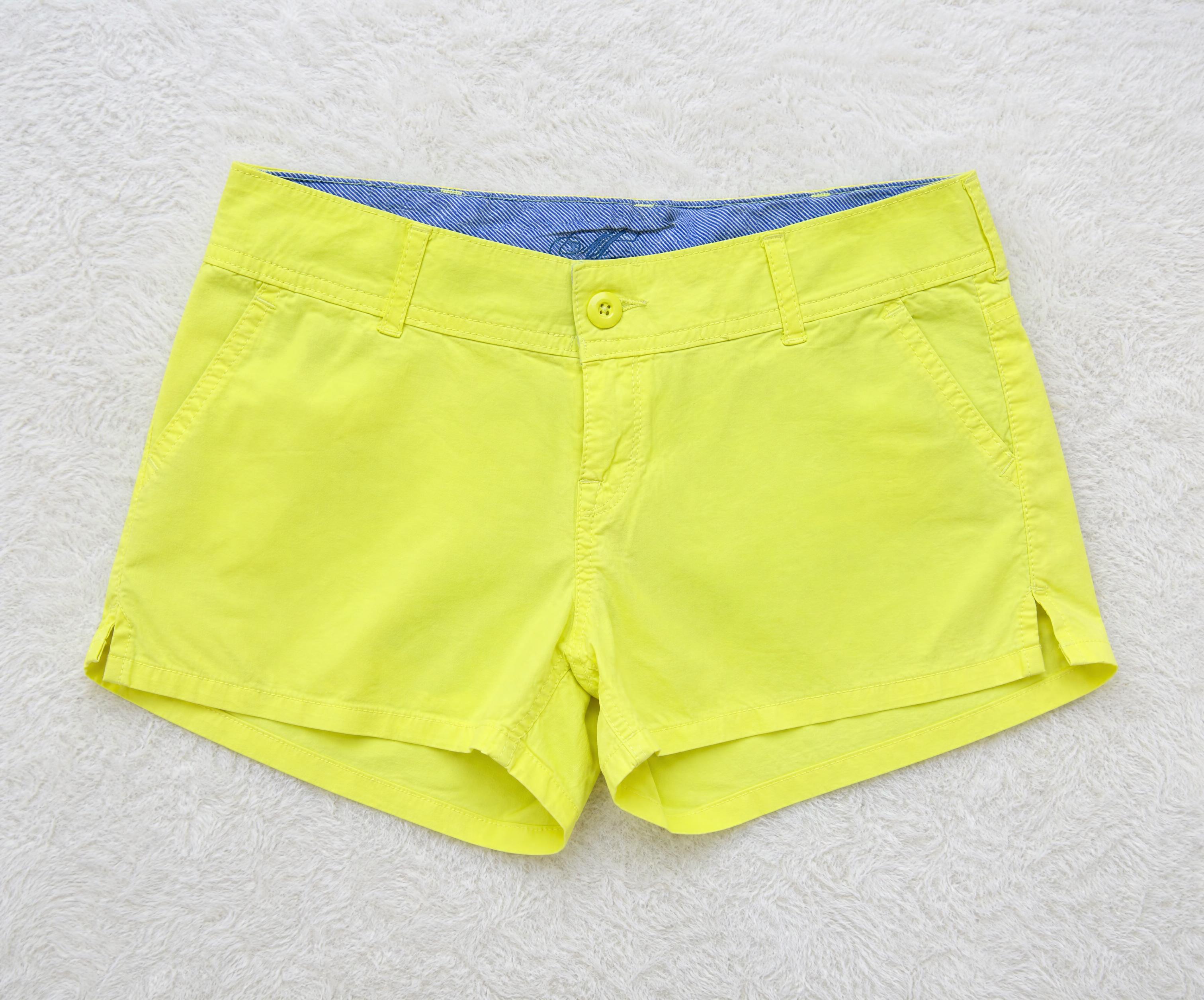 Lime yellow chino shorts with cuffed hem - very good