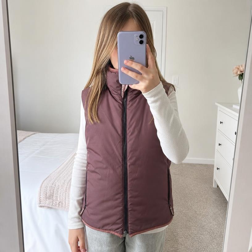 Moncler padded gilet vest burgundy high neck Very good