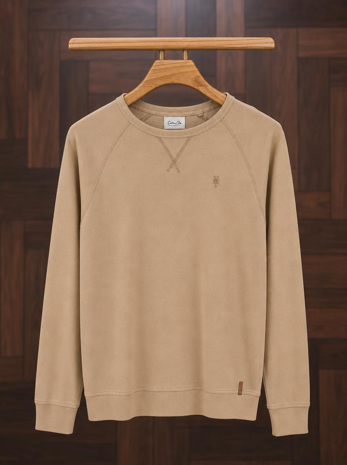 Cotton Club camel sweatshirt with embroidered lobster, good condition