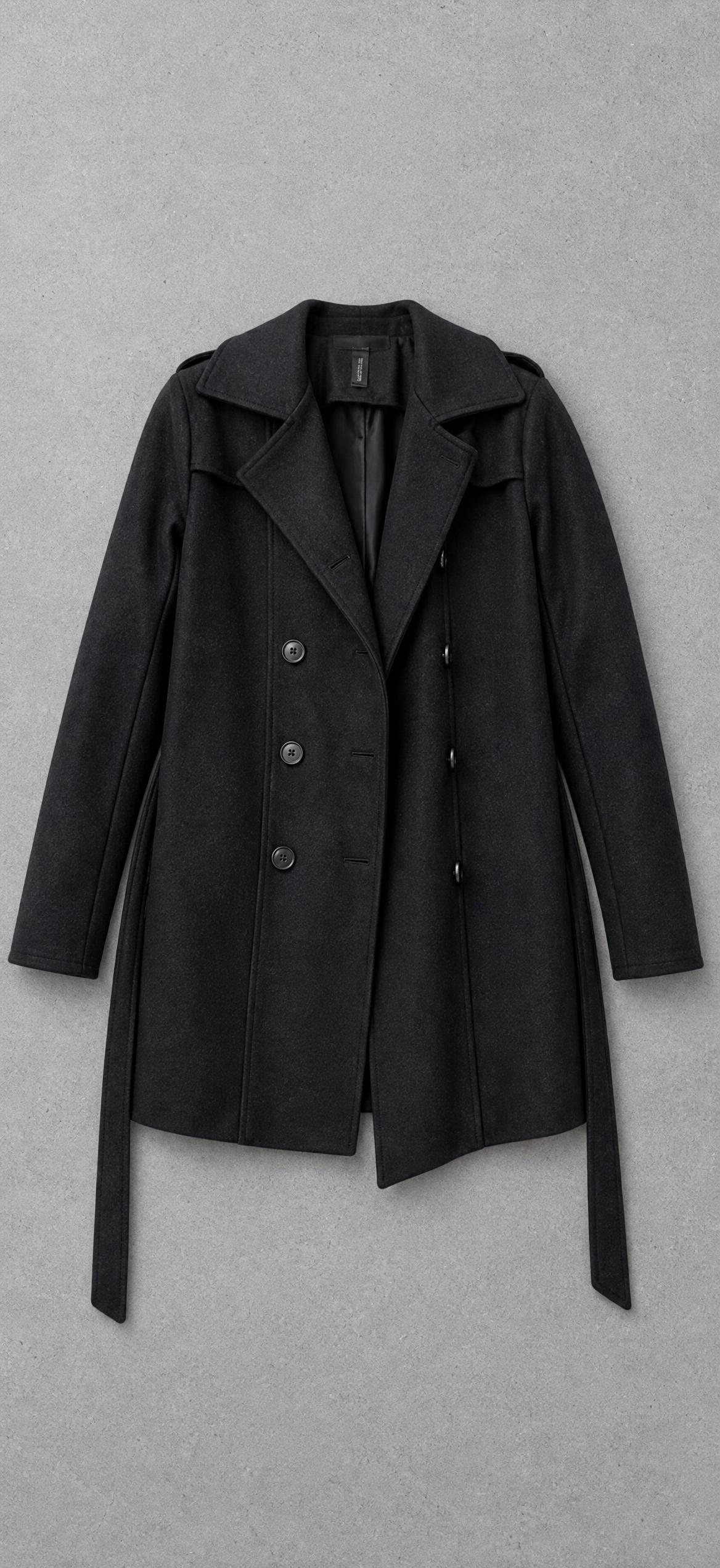 Black Gothic Tailored Coat with Pointed Lapels – Very Good