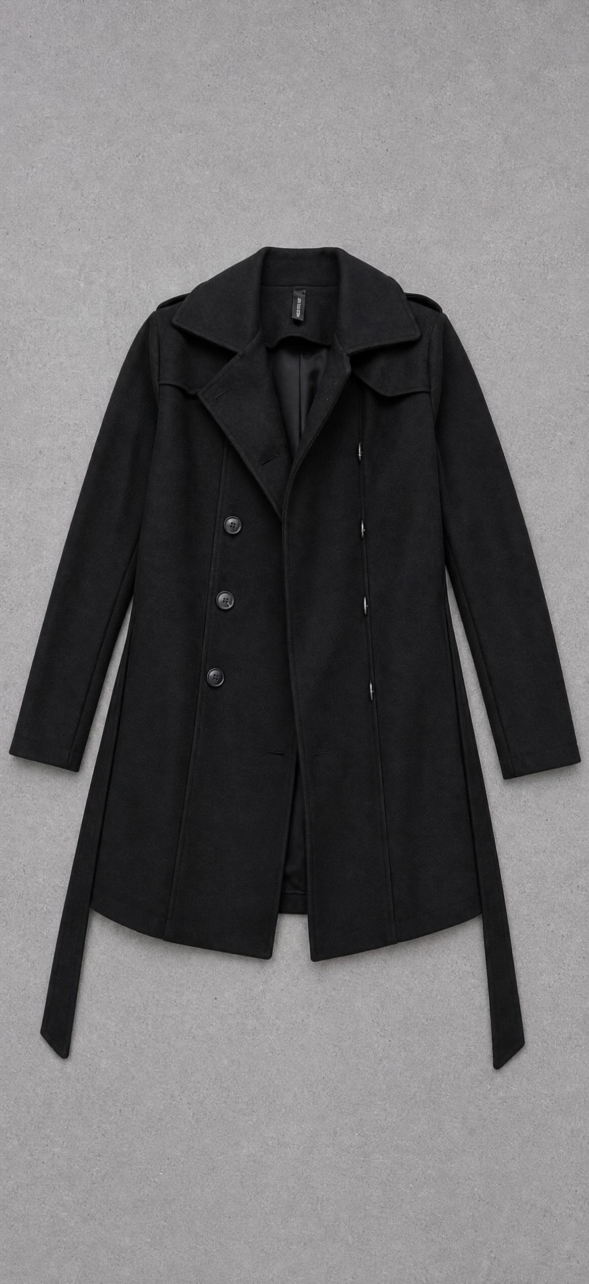 Black Gothic Tailored Coat with Wide Lapels – Very Good