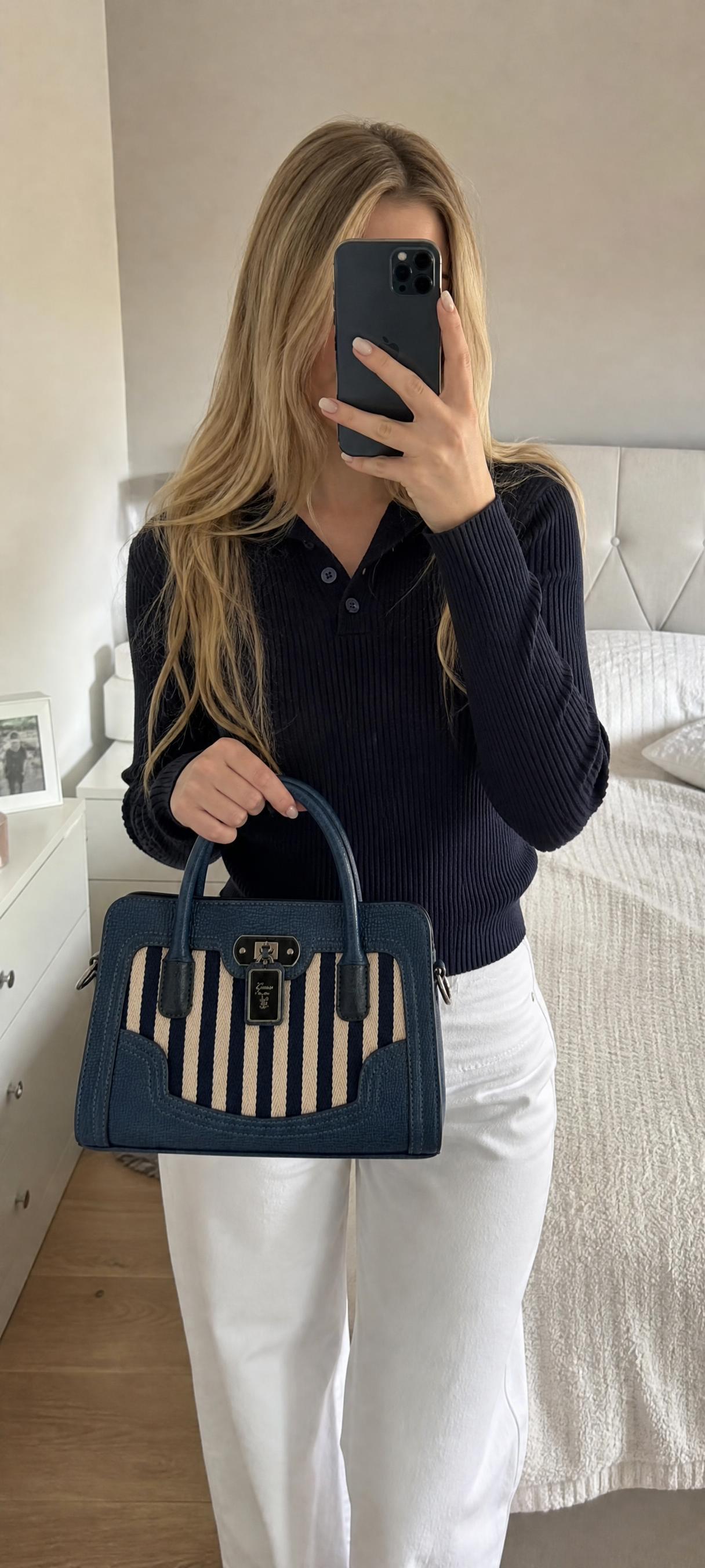 Guess Vintage Navy & Beige Striped Structured Handbag Very Good