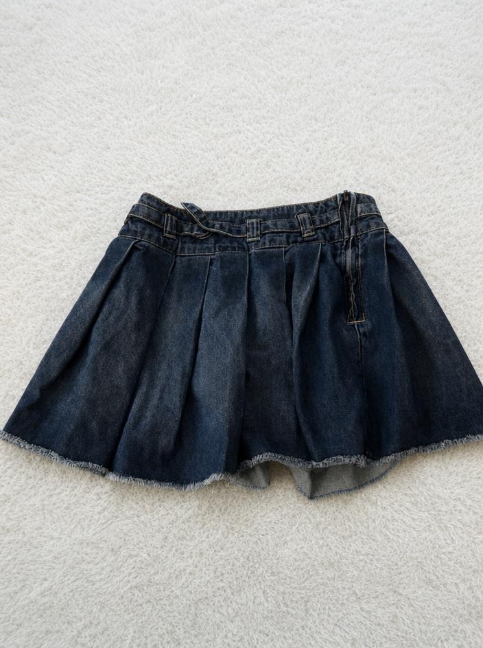 Dark Blue Pleated Denim Mini Skirt with Frayed Hem