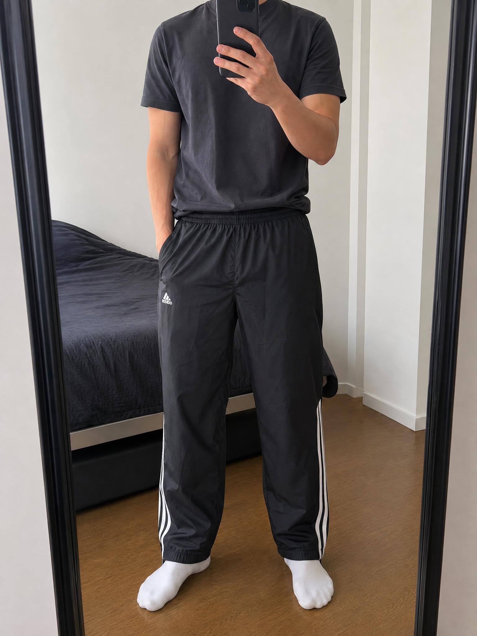 adidas Black 3-Stripes Track Pants – Very Good