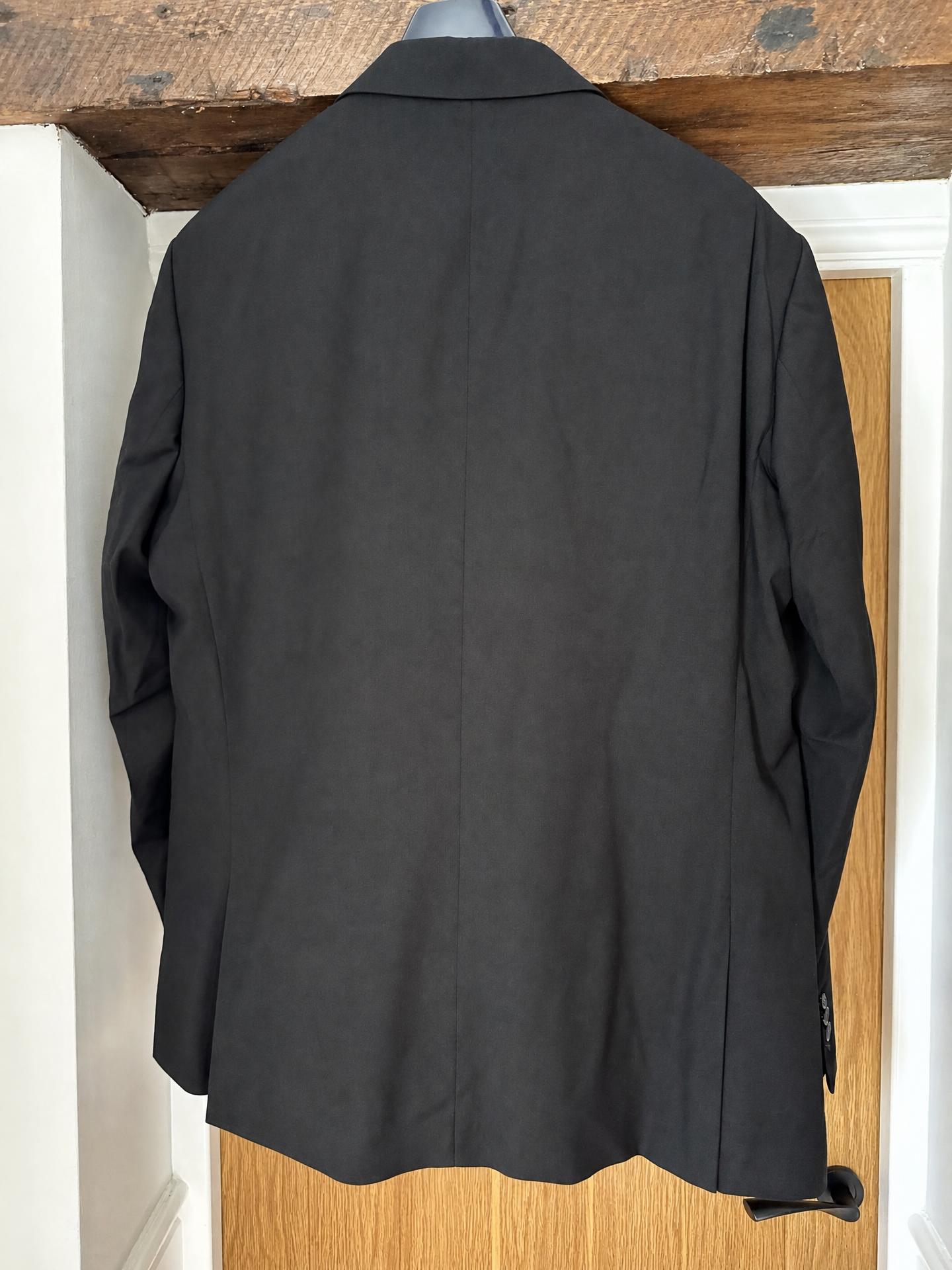 Black Tailored Blazer Jacket – Classic Formal Fit