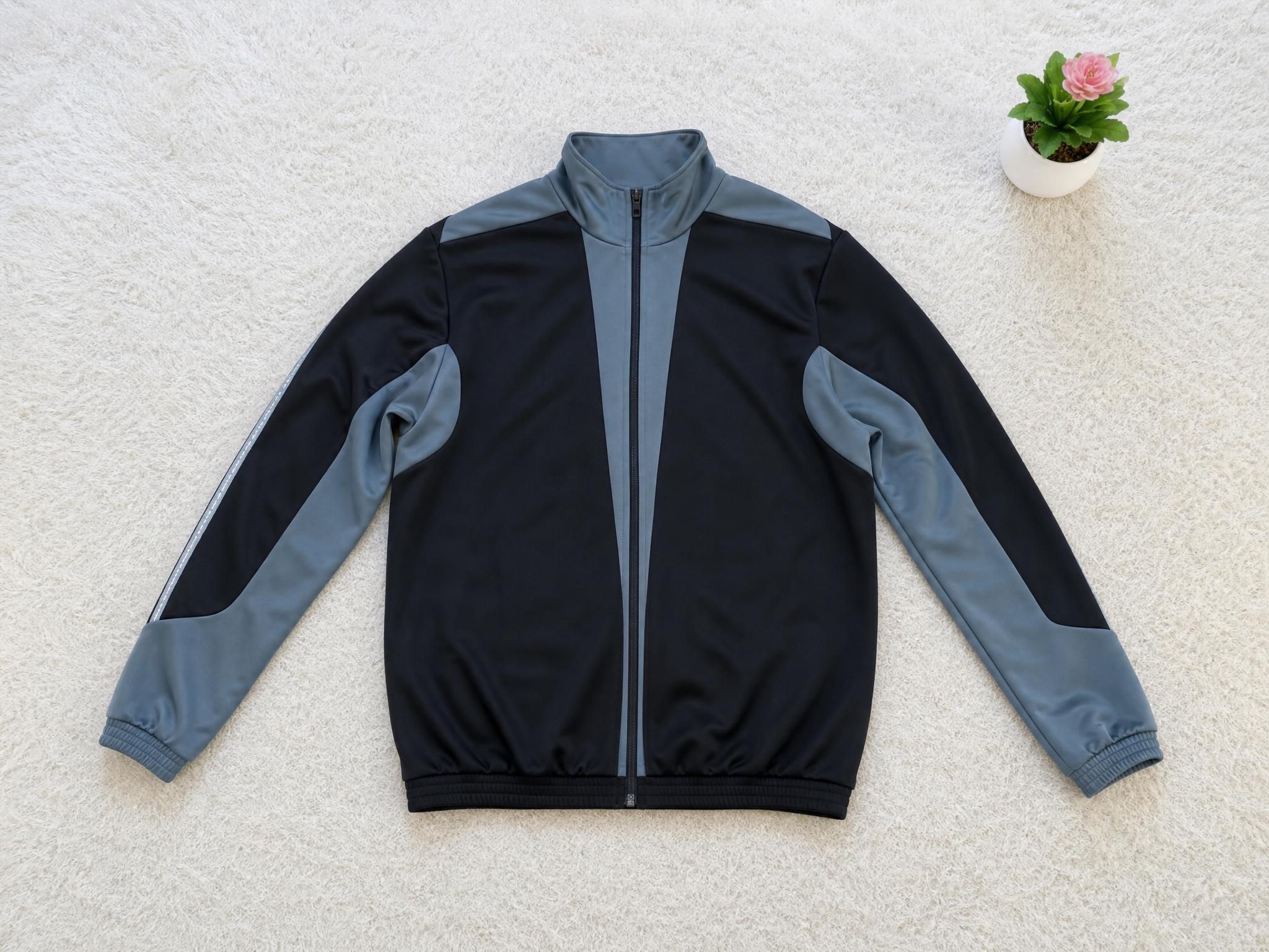 Black & Grey Full-Zip Sports Training Jacket – Very Good