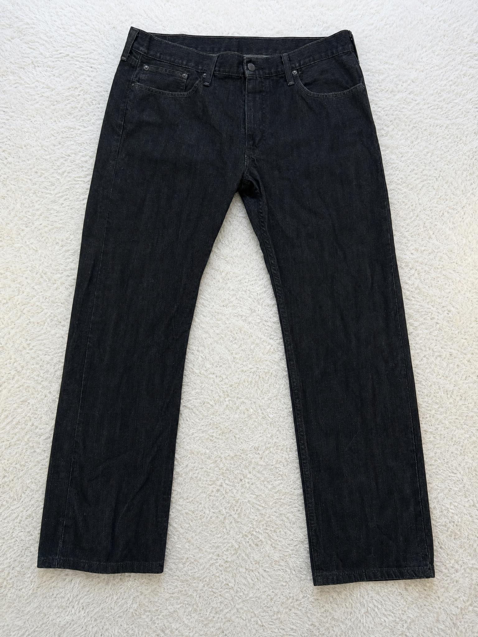 Dark charcoal black straight-leg jeans – very good condition