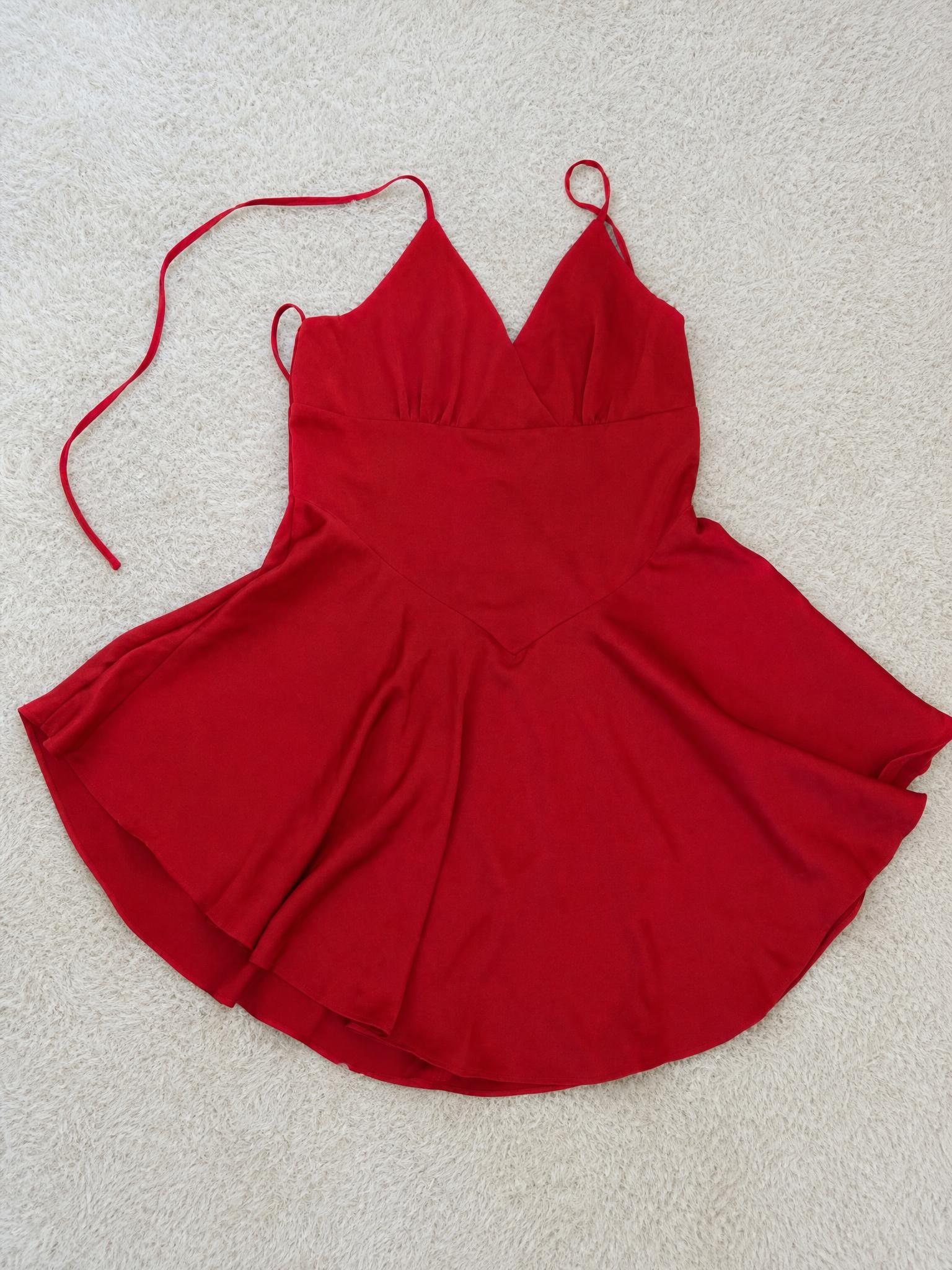 Red strappy maxi dress with flared skirt – very good condition