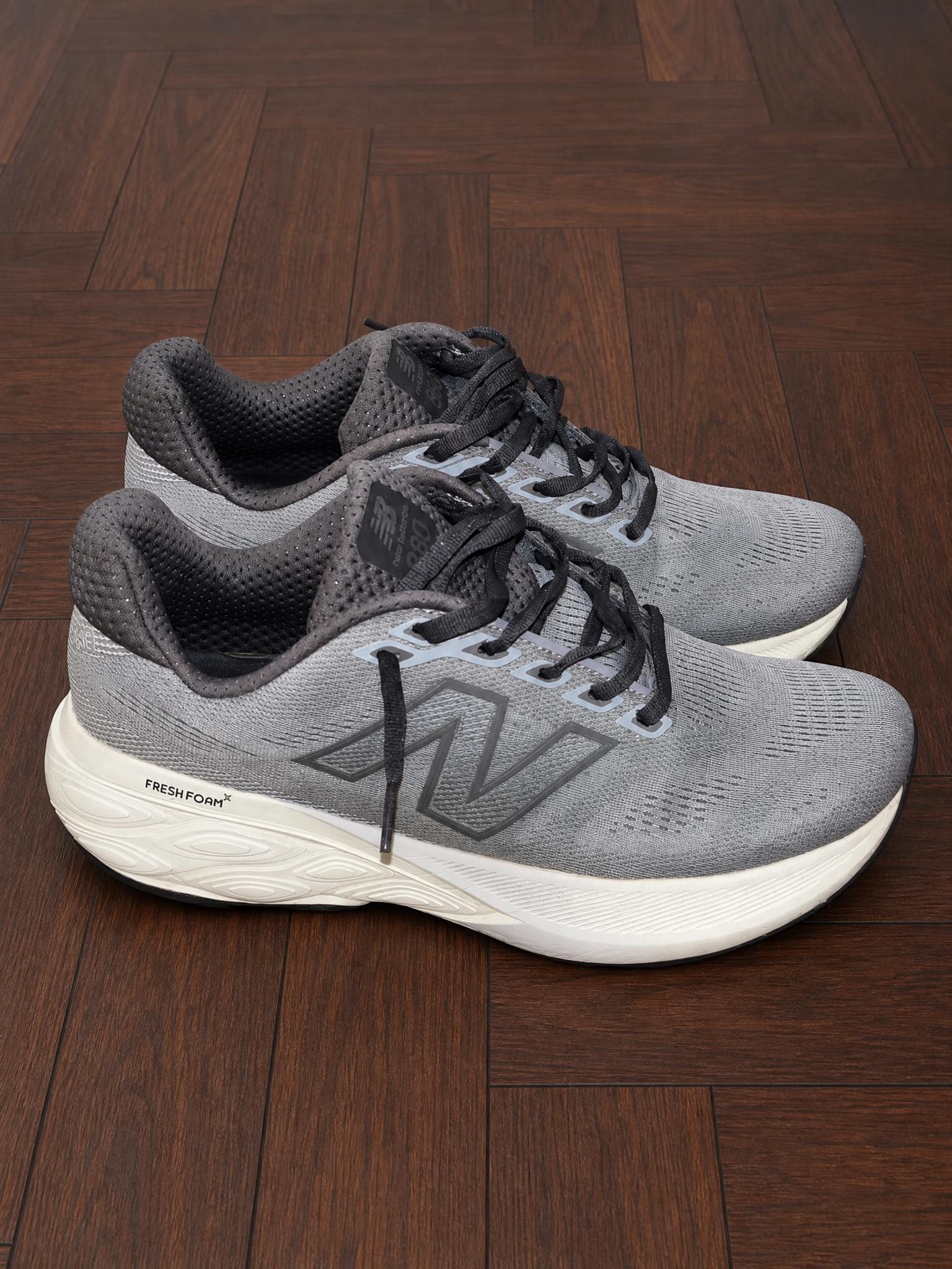New Balance Fresh Foam X 880 Grey Running Trainers Very Good