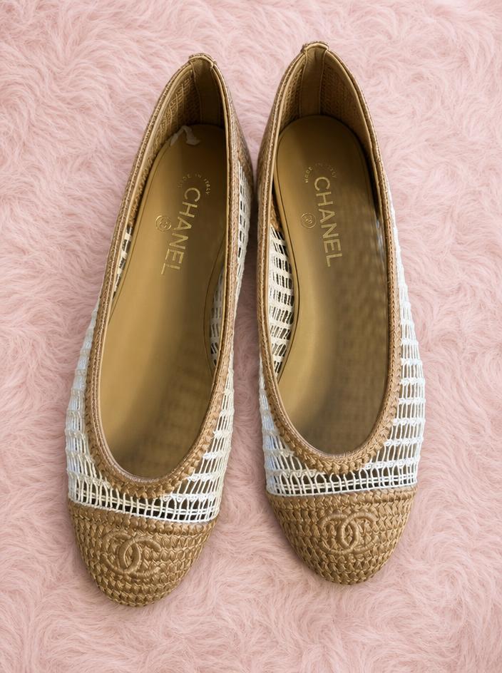 Chanel Woven Raffia CC Ballet Flats – Very Good