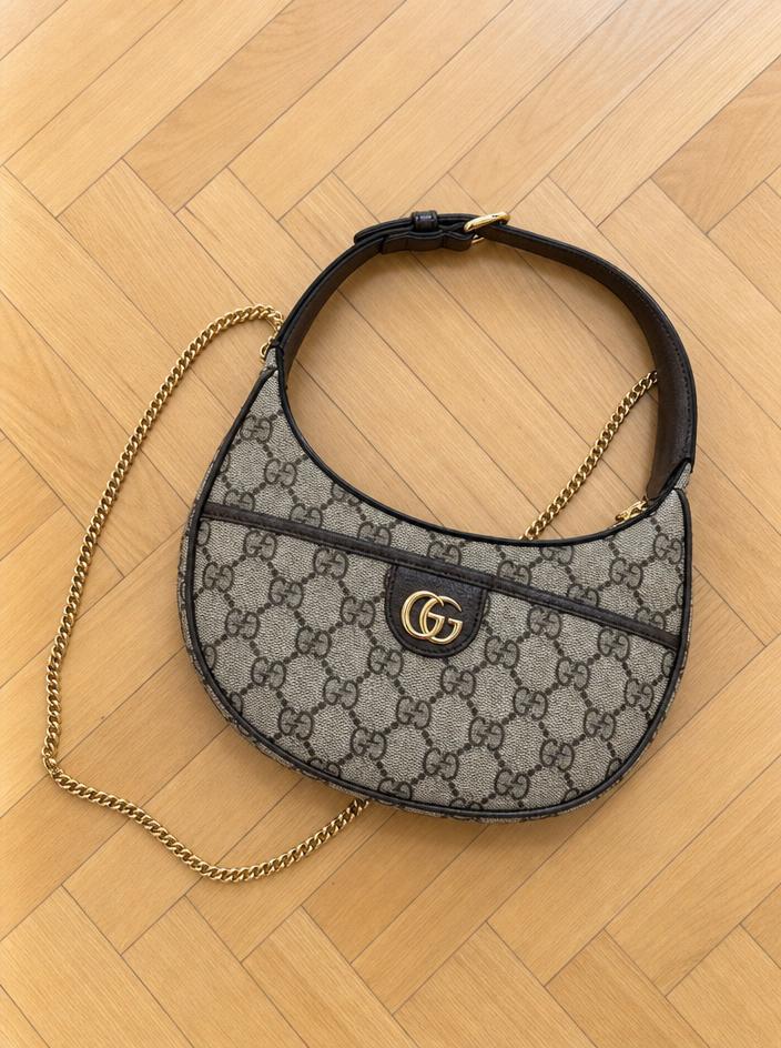 Gucci GG Supreme Mini Shoulder Bag with Chain Strap